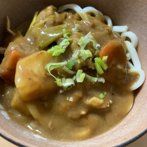 残ったカレーでカレーうどん